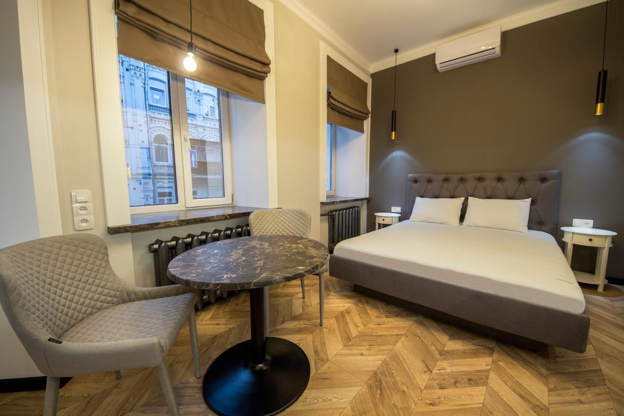 Self Check-In Apartments Maidan Area Kyiv Exterior foto