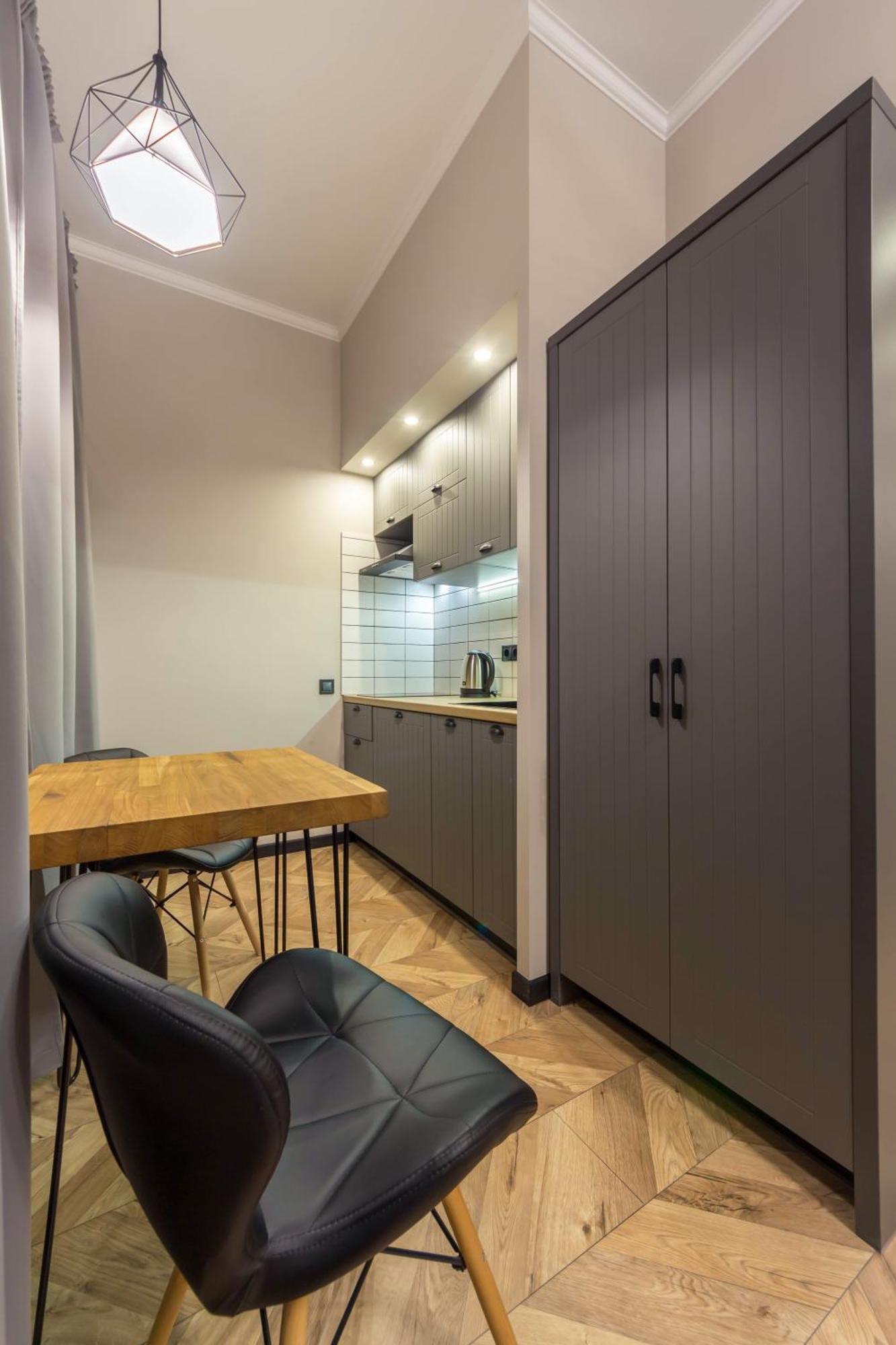 Self Check-In Apartments Maidan Area Kyiv Exterior foto