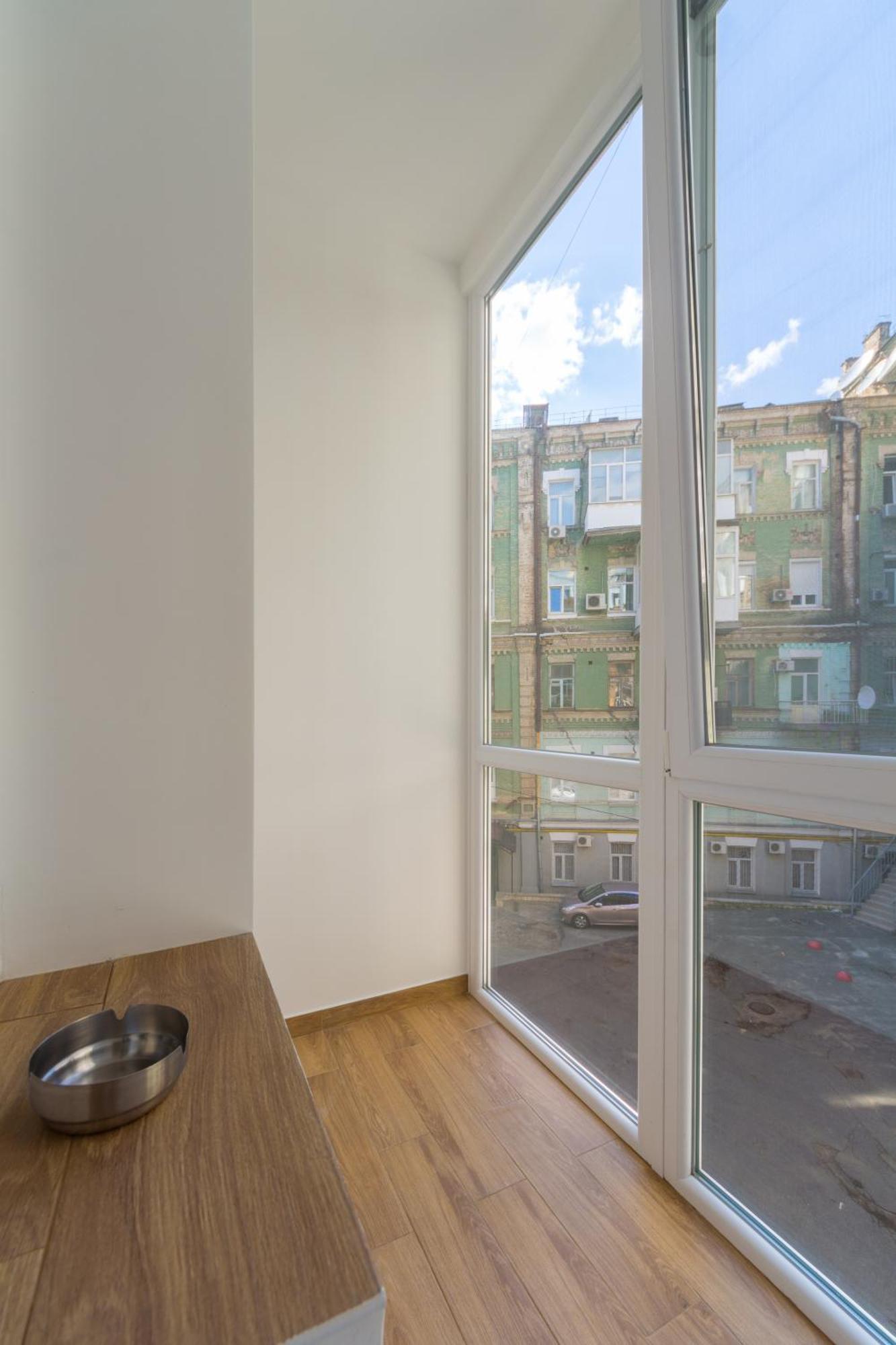 Self Check-In Apartments Maidan Area Kyiv Exterior foto